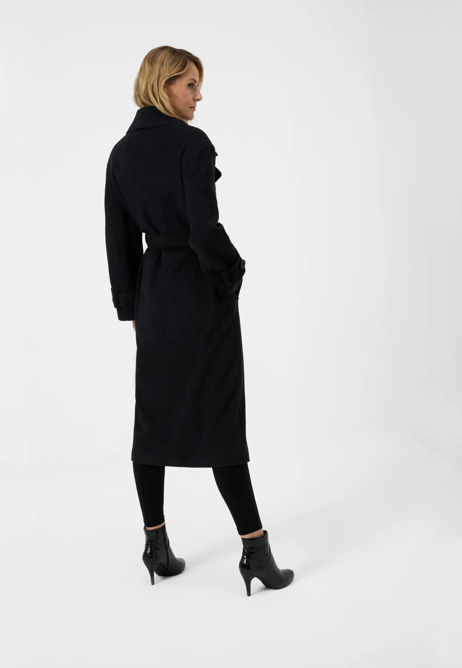 Women's Black Trenchcoat
