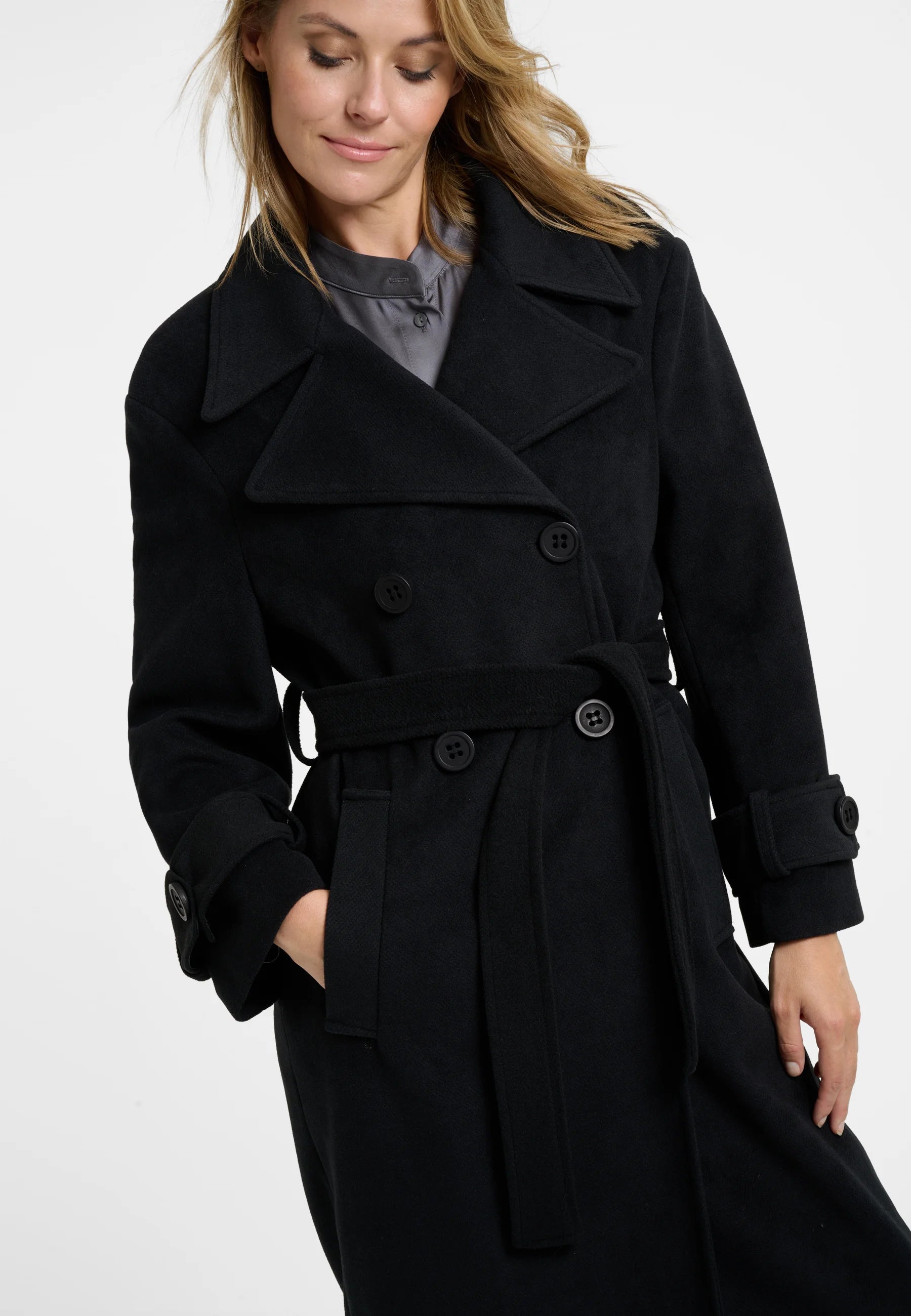 Women's Black Trenchcoat