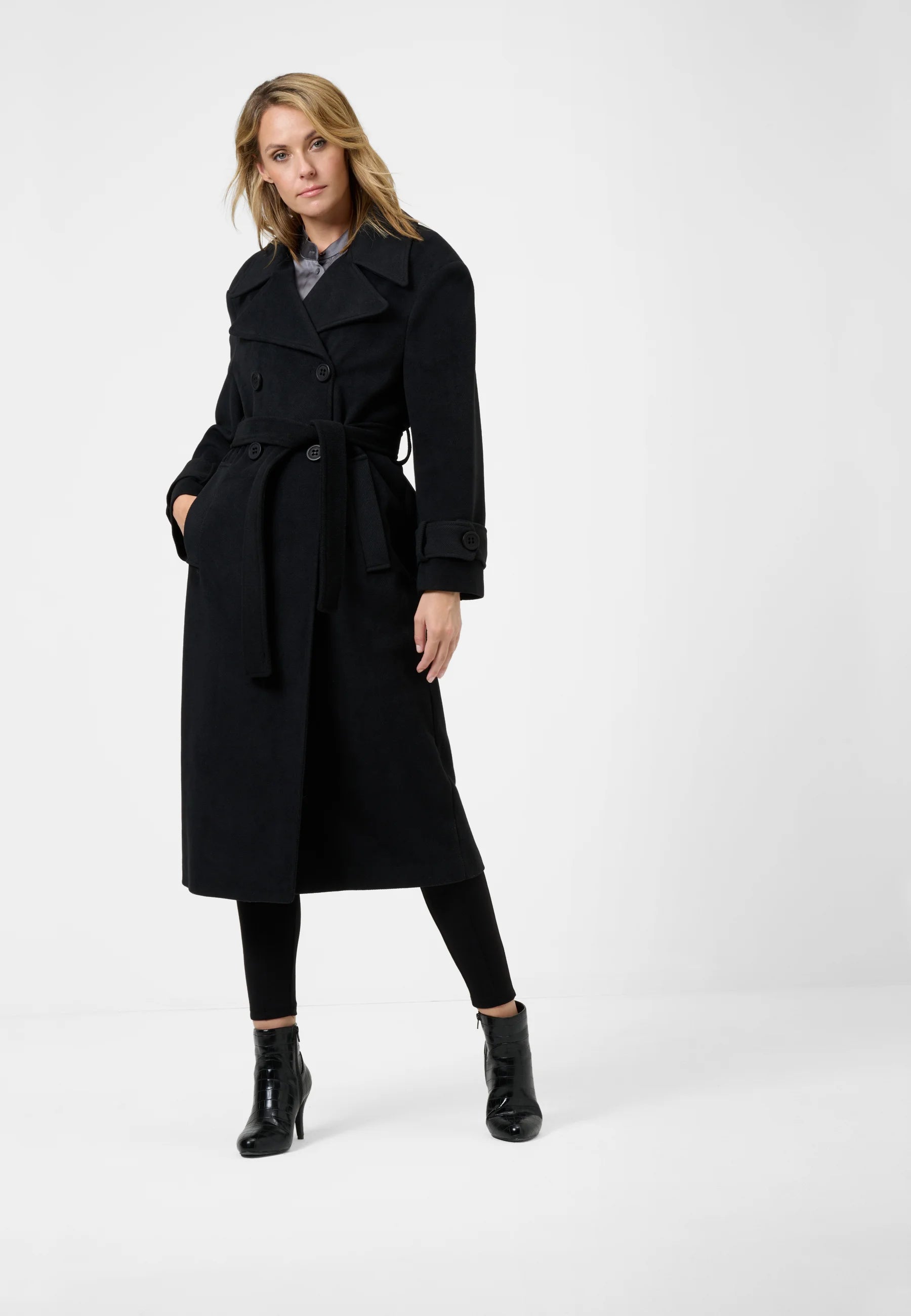 Women's Black Trenchcoat